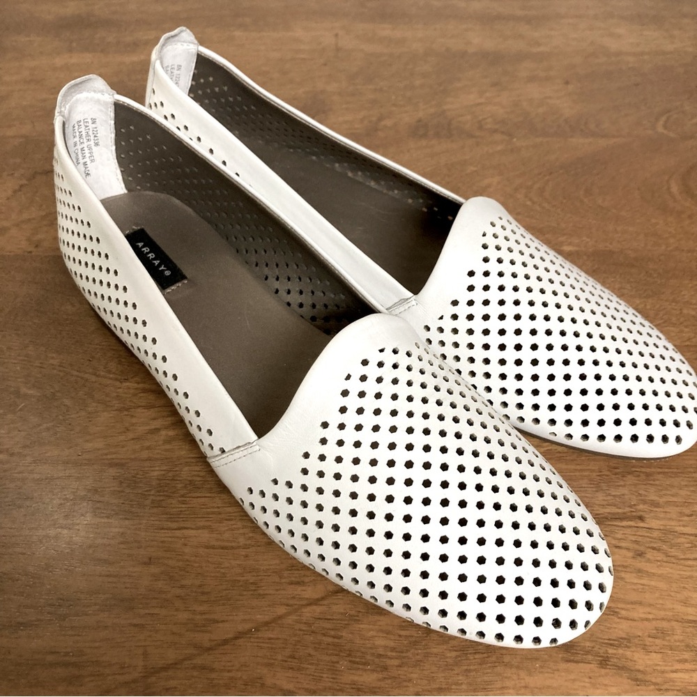 5/$15 Array White Leather Shoes 8 NARROW